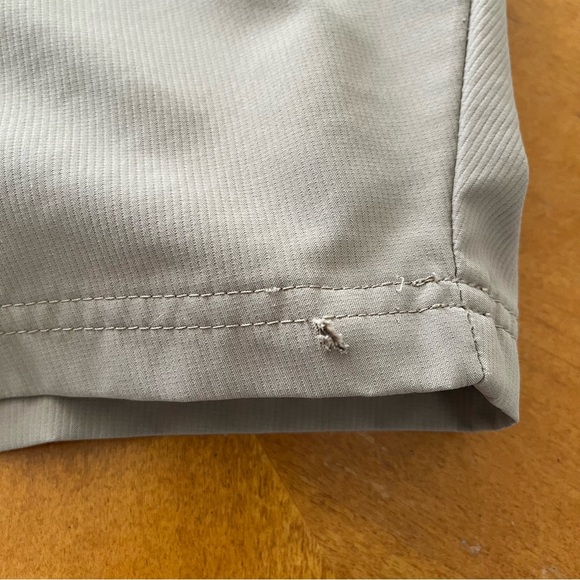 3/$30 Wrangler Shorts Mens Size 40 Khaki zip pockets Athletic Golf Tan Elastic - Picture 10 of 10